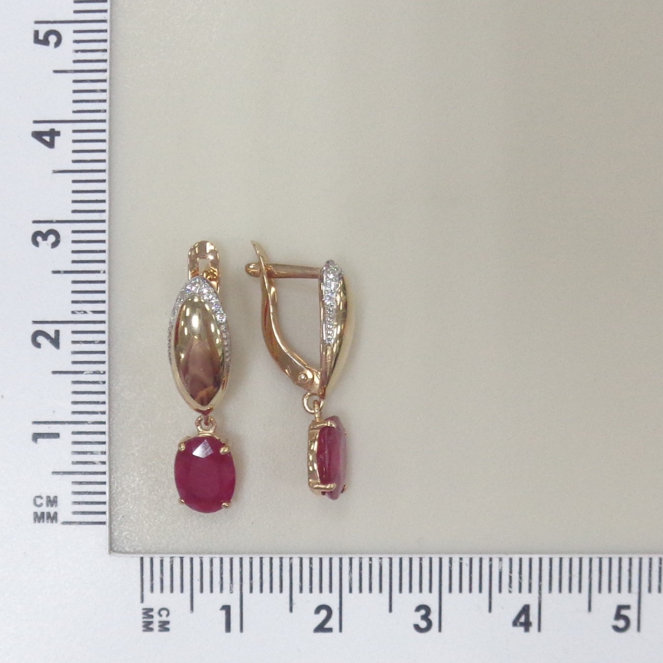 Серебряные серьги с рубинами